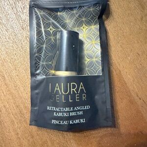 Laura Geller Black and Gold Kabuki Brush